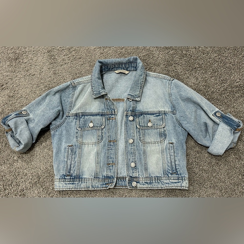Light Blue Denim Cropped Jean Jacket